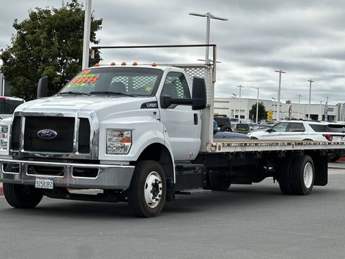 Used 2019 Ford F650 2WD Regular Cab Super Duty image 8