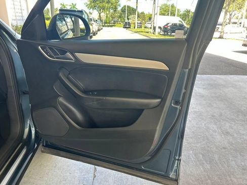 Used 2018 Audi Q3 2.0T Premium FWD image 25