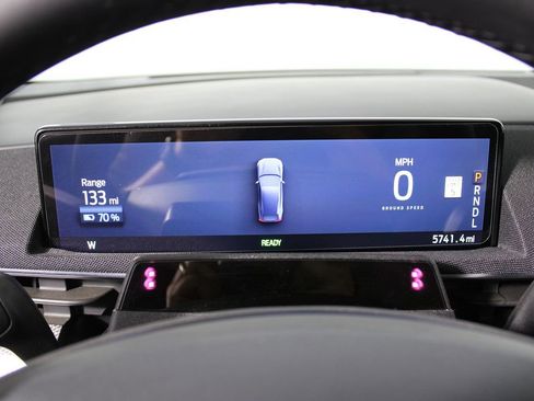 Used 2023 Ford Mustang Mach-E Select image 12