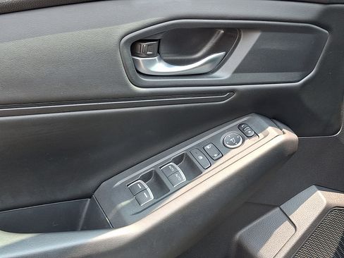 Used 2023 Honda Accord EX image 10
