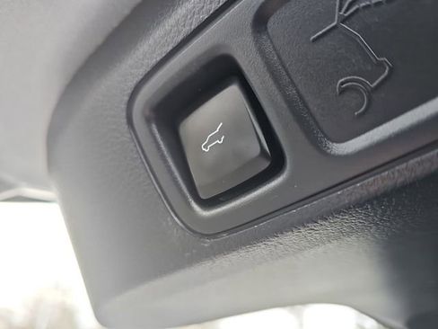 Used 2024 Ford Expedition Limited image 14