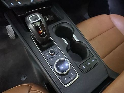 Used 2019 Cadillac XT4 Premium Luxury AWD/4WD image 21