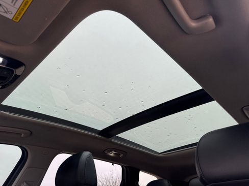 Used 2022 Hyundai Santa Fe SEL w/ Convenience + Premium Package image 22