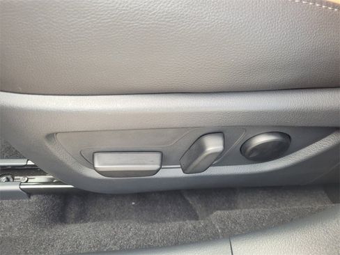 Certified 2025 MAZDA CX-50 Meridian Edition w/ Weather Package image 5