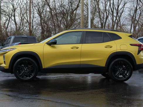 Used 2025 Chevrolet Trax ACTIV w/ Driver Confidence Package image 5