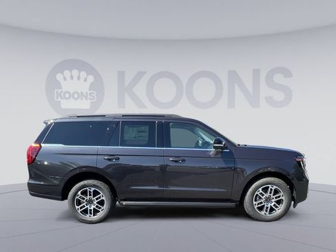 New 2026 Ford Expedition Active AWD/4WD image 12