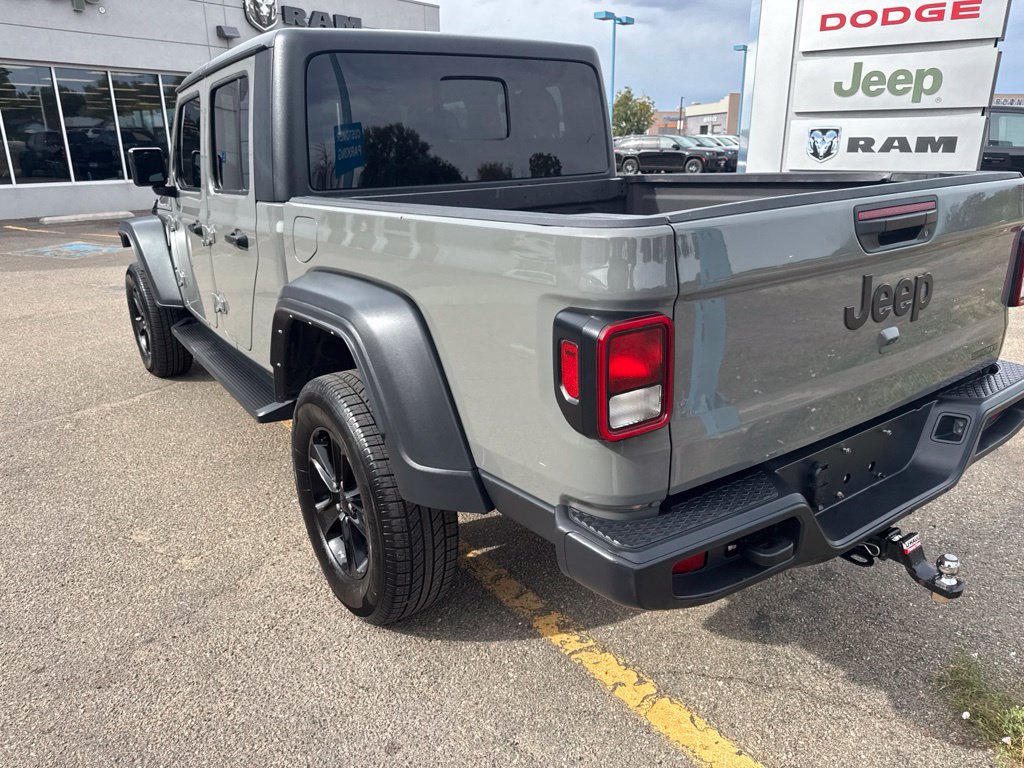Used 2021 Jeep Gladiator Sport AWD/4WD image 11
