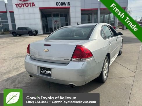 Used 2014 Chevrolet Impala LT w/ LT Sunroof Package image 11