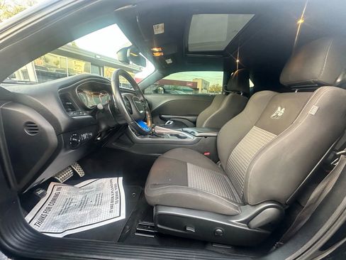 Used 2022 Dodge Challenger R/T Scat Pack image 8