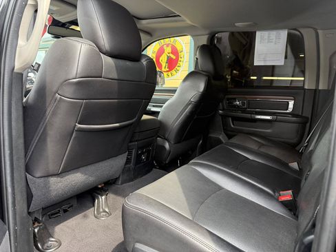 Used 2016 RAM 2500 Laramie AWD/4WD image 18