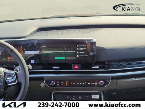 New 2026 Kia Carnival FWD image 18