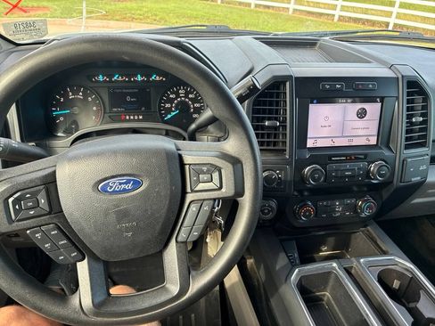 Used 2019 Ford F150 XL w/ Equipment Group 101A Mid AWD/4WD image 9