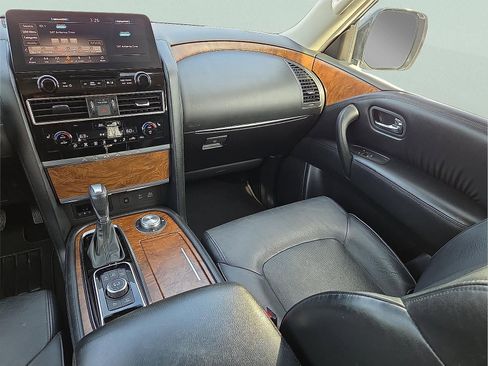 Used 2024 Nissan Armada SL AWD/4WD image 13