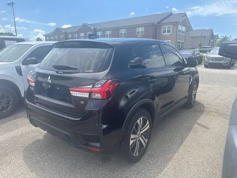 Used 2024 Mitsubishi Outlander Sport SE AWD/4WD image 2