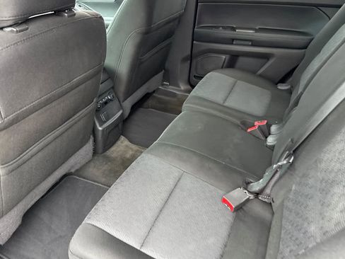 Used 2015 Ford Explorer XLT image 4