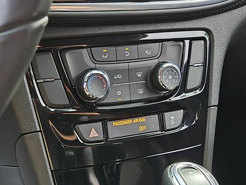 Certified 2019 Buick Encore Preferred FWD image 15