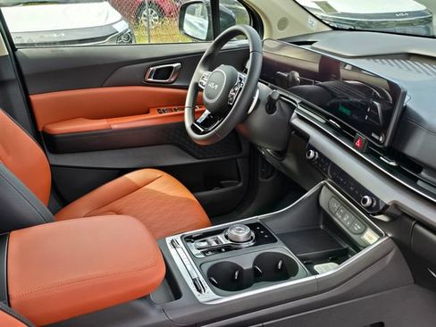 New 2026 Kia Carnival SX FWD image 10