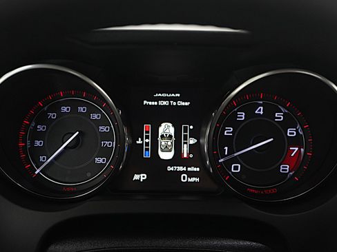 Used 2014 Jaguar F-TYPE S image 20