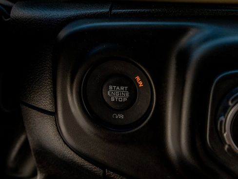 Used 2022 Jeep Wrangler Unlimited Sport w/ Sun And Sound Package AWD/4WD image 22