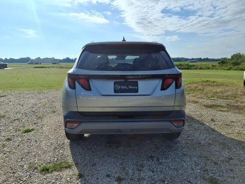Used 2025 Hyundai Tucson SEL FWD image 4