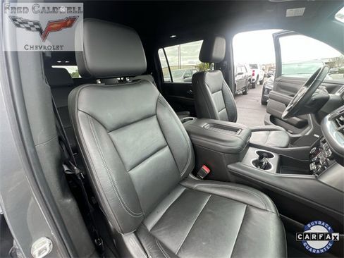 Used 2021 Chevrolet Suburban LT w/ LT Signature Package image 28