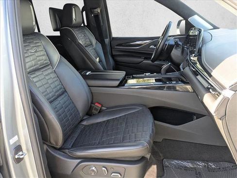 Used 2023 Cadillac Escalade V w/ Heavy-Duty Trailer Package image 26