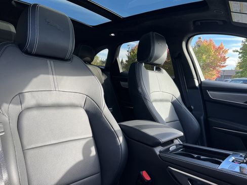 Certified 2025 Jaguar F-PACE R-Dynamic S AWD/4WD image 12