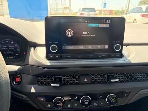 Used 2023 Honda Accord EX image 11