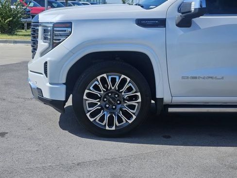 Used 2024 GMC Sierra 1500 Denali Ultimate AWD/4WD image 10