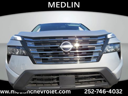 Used 2024 Nissan Rogue S FWD image 22