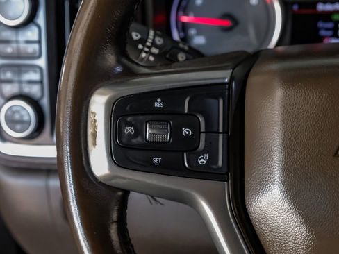 Used 2020 Chevrolet Silverado 2500 LTZ AWD/4WD image 17