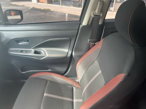 Used 2025 Nissan Versa SR w/ Trunk Package image 29