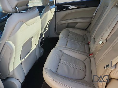 Used 2017 Lincoln MKZ Select w/ Select Plus Package image 17