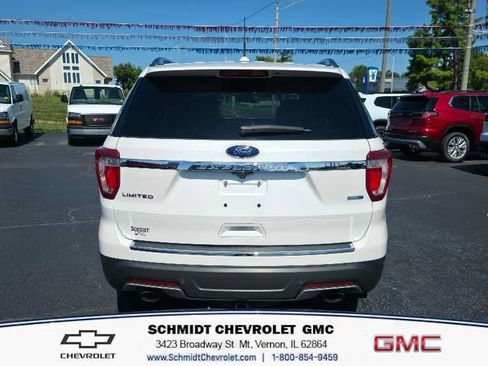 Used 2018 Ford Explorer Limited w/ Equipment Group 301A AWD/4WD image 6