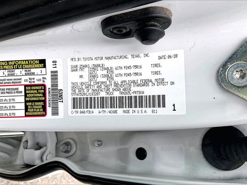 Used 2020 Toyota Tacoma SR w/ SR Convenience Package image 35