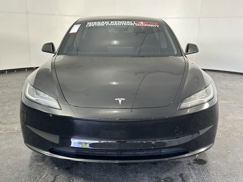 Used 2025 Tesla Model 3 Long Range image 4