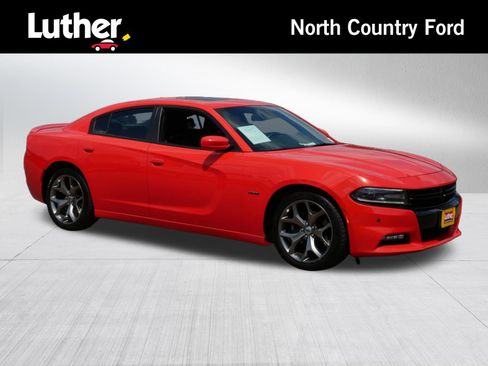 Used 2017 Dodge Charger R/T w/ Plus Group RWD image 1