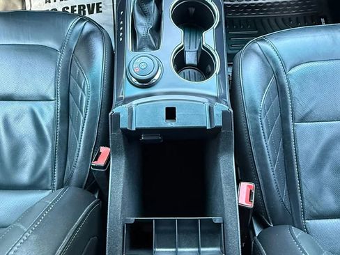 Used 2017 Ford Explorer Platinum AWD/4WD image 35