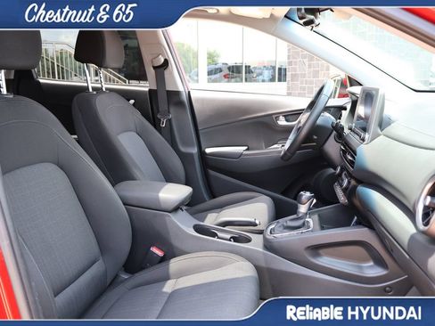 Used 2022 Hyundai Kona SEL w/ Convenience Package FWD image 10