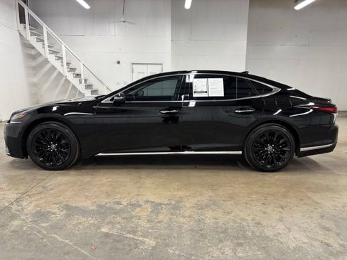 Used 2018 Lexus LS 500 w/ Luxury Package RWD image 4