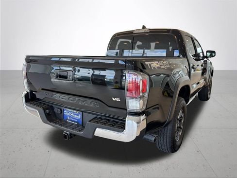 Used 2023 Toyota Tacoma TRD Off-Road AWD/4WD image 7