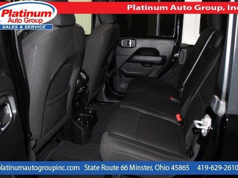 Used 2019 Jeep Wrangler Unlimited Sahara w/ Safety Group image 25