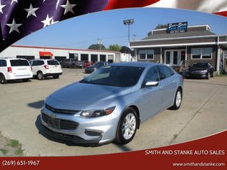 Used 2017 Chevrolet Malibu LT image 1