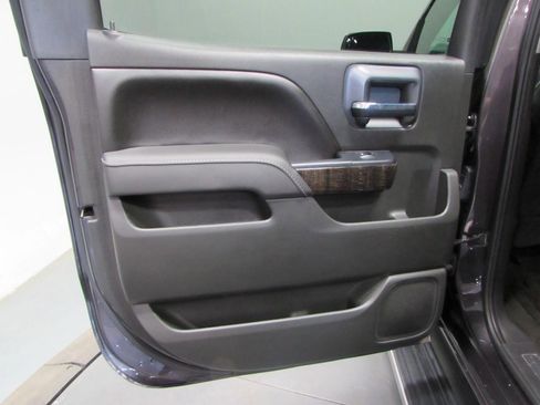 Used 2016 GMC Sierra 1500 Denali w/ Denali Ultimate Package AWD/4WD image 14