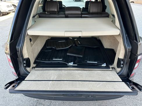 Used 2016 Land Rover Range Rover HSE image 20