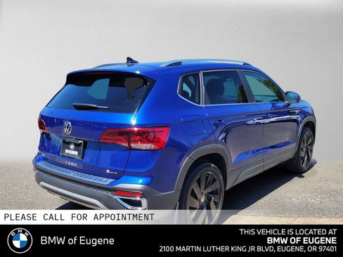 Used 2024 Volkswagen Taos SEL AWD/4WD image 3