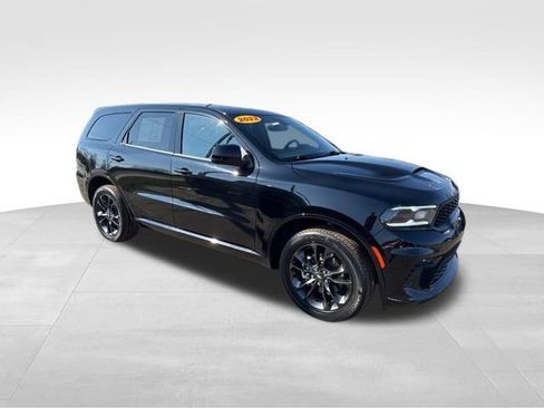 Used 2022 Dodge Durango GT w/ Blacktop Package image 3