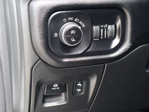 Used 2026 RAM 1500 Laramie w/ Night Edition image 23