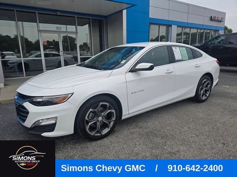 Used 2024 Chevrolet Malibu LT FWD image 1