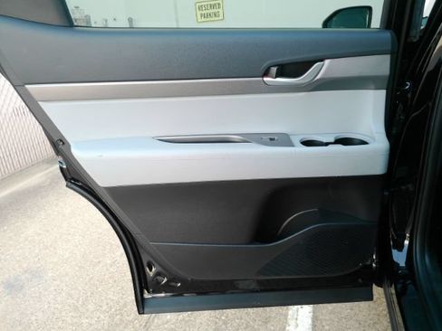 Used 2024 Hyundai Palisade SEL FWD image 16